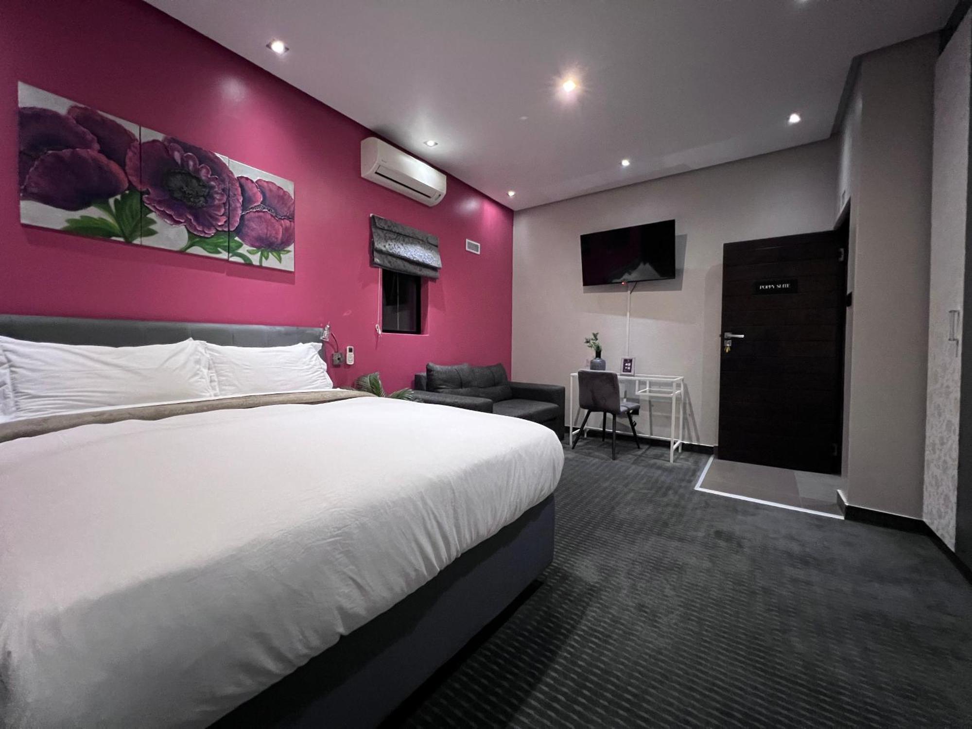 Bed and Breakfast The Raz Harrismith Esterno foto